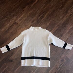 Grace chow Women's White and Black Sweater size s